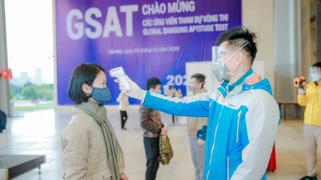 Cơ hội việc làm xịn xò dành cho các bạn sinh viên IT đây! ✨
