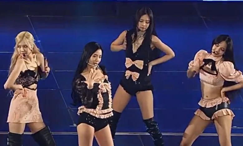 Concert BLACKPINK tại Gocheok Sky Dome khiến netizen khẩu chiến nảy lửa vì lý do không ngờ