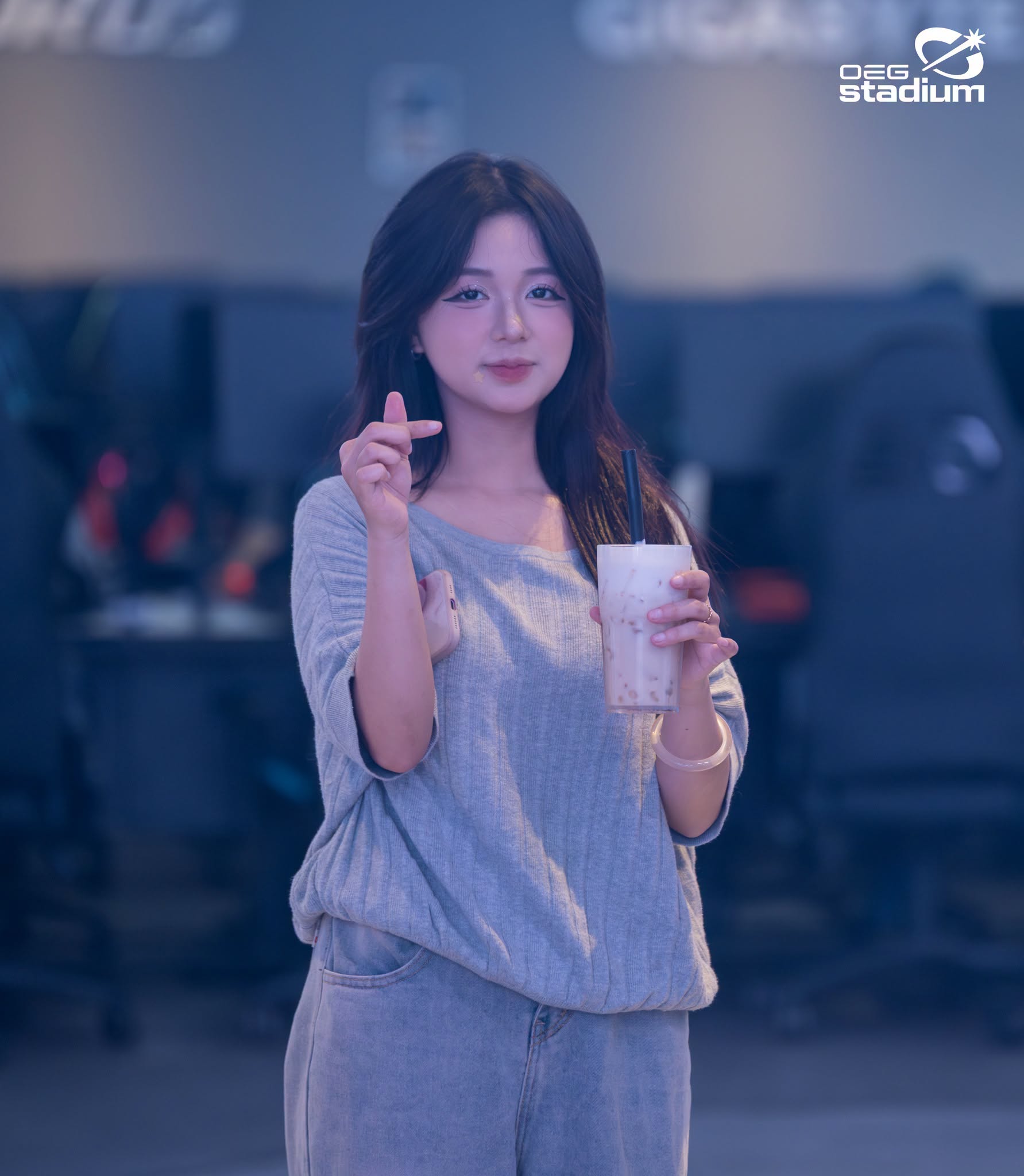 d708fd2ae9d48627a1be.jpg