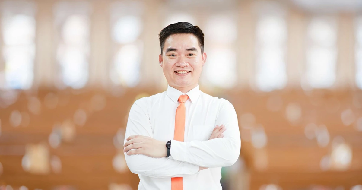 Thầy Bùi Xuân Luân: Vị thầy "đốt lửa" đam mê quản trị sự kiện cho sinh viên