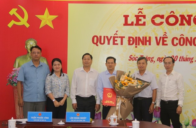d7b0117b1b6cd2677cb1.jpg