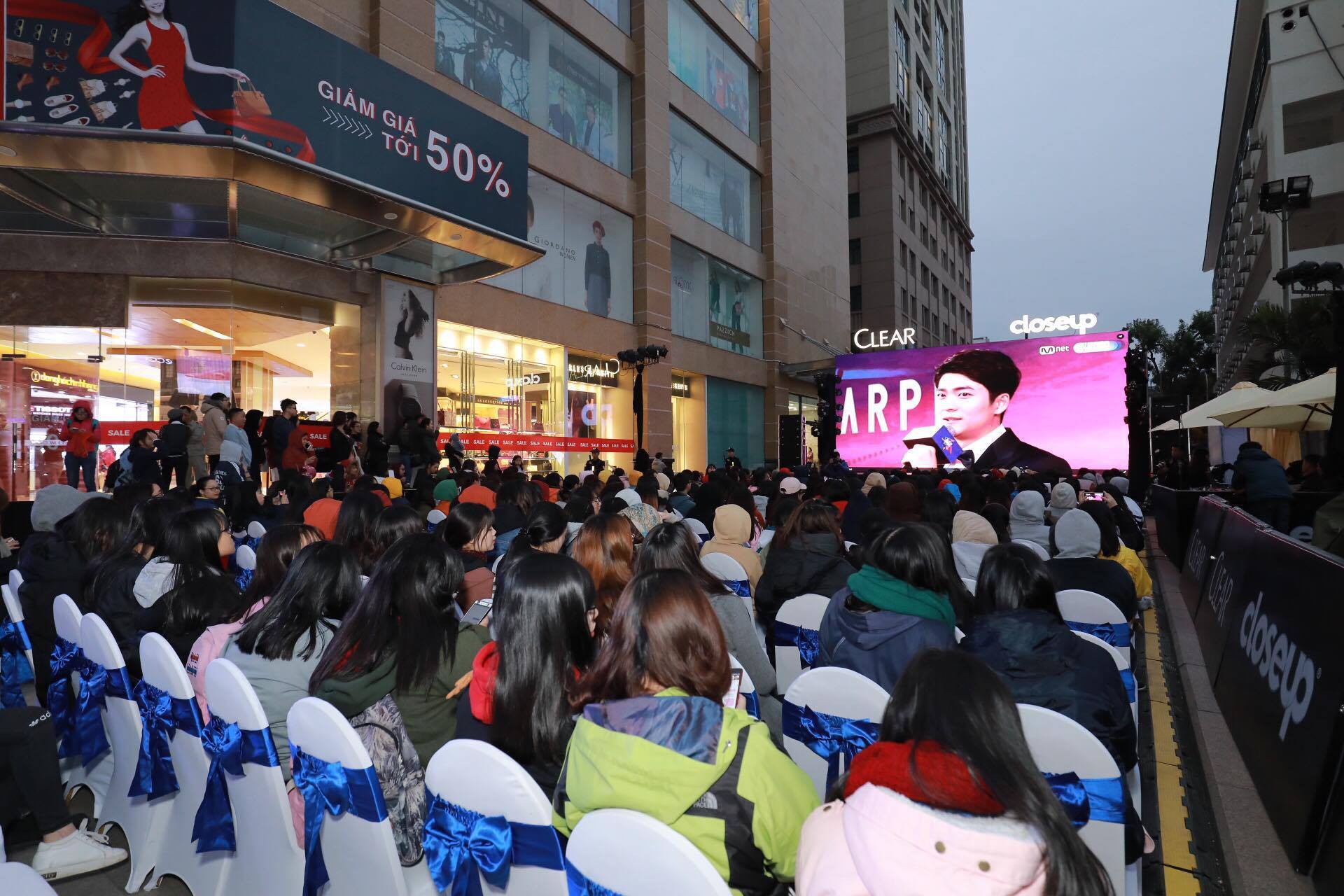 d80bf361605428fc1501.jpg