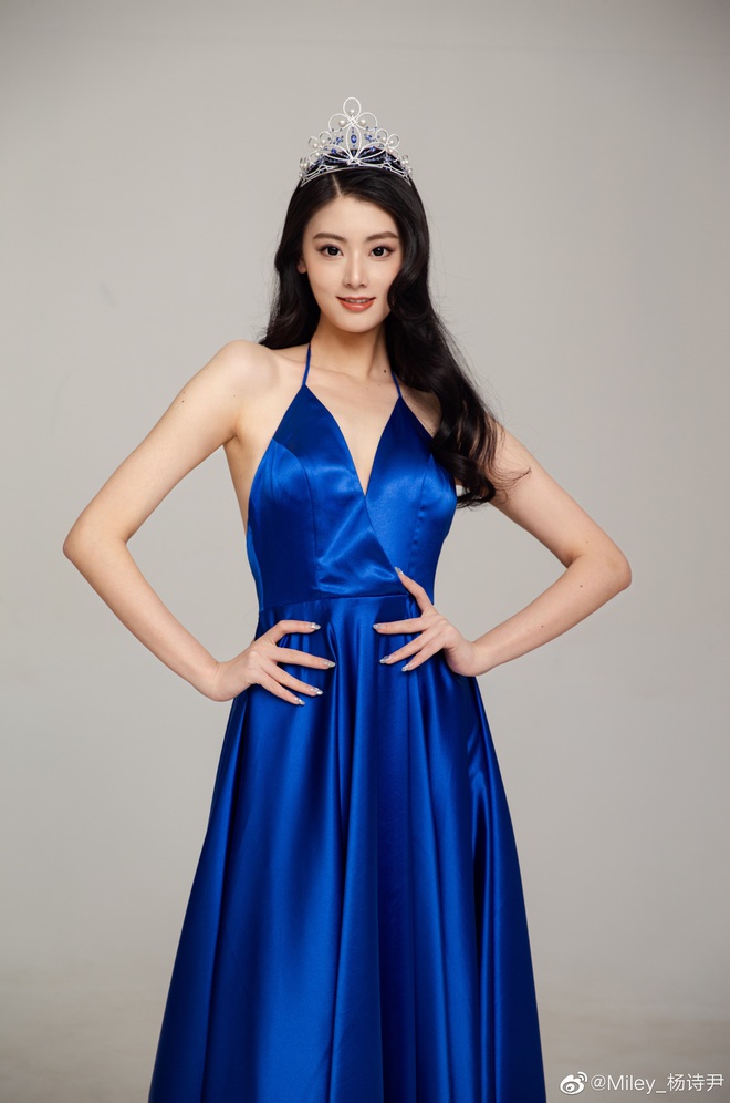 d829cd5441cc6f2e042f.jpg