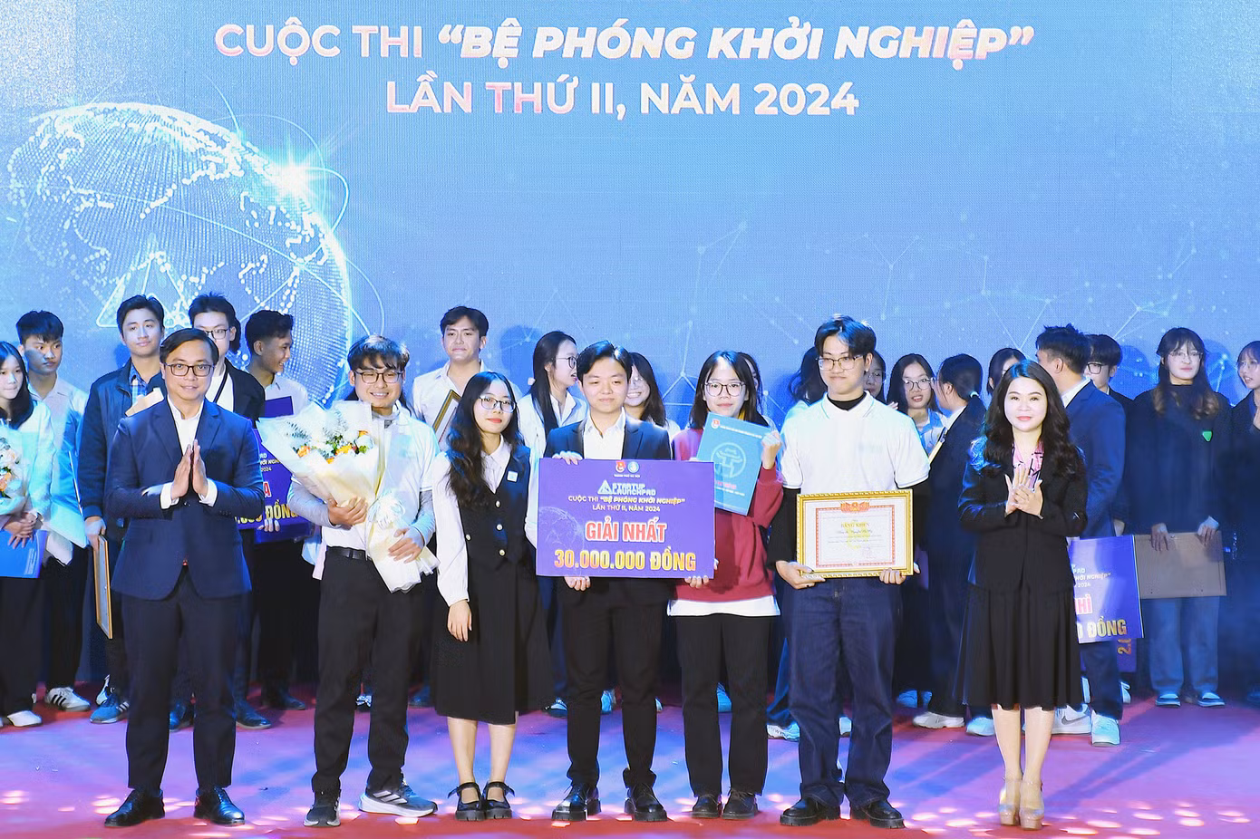 d8cbf584c8ade838c945.jpg