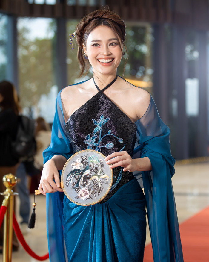 d8d9fa790024a2285bab.jpg