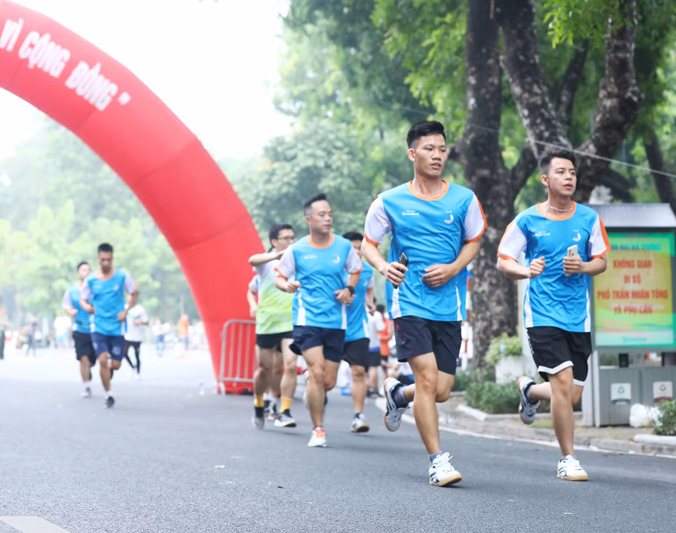 d8e3ecce81d79bfb5066.jpg