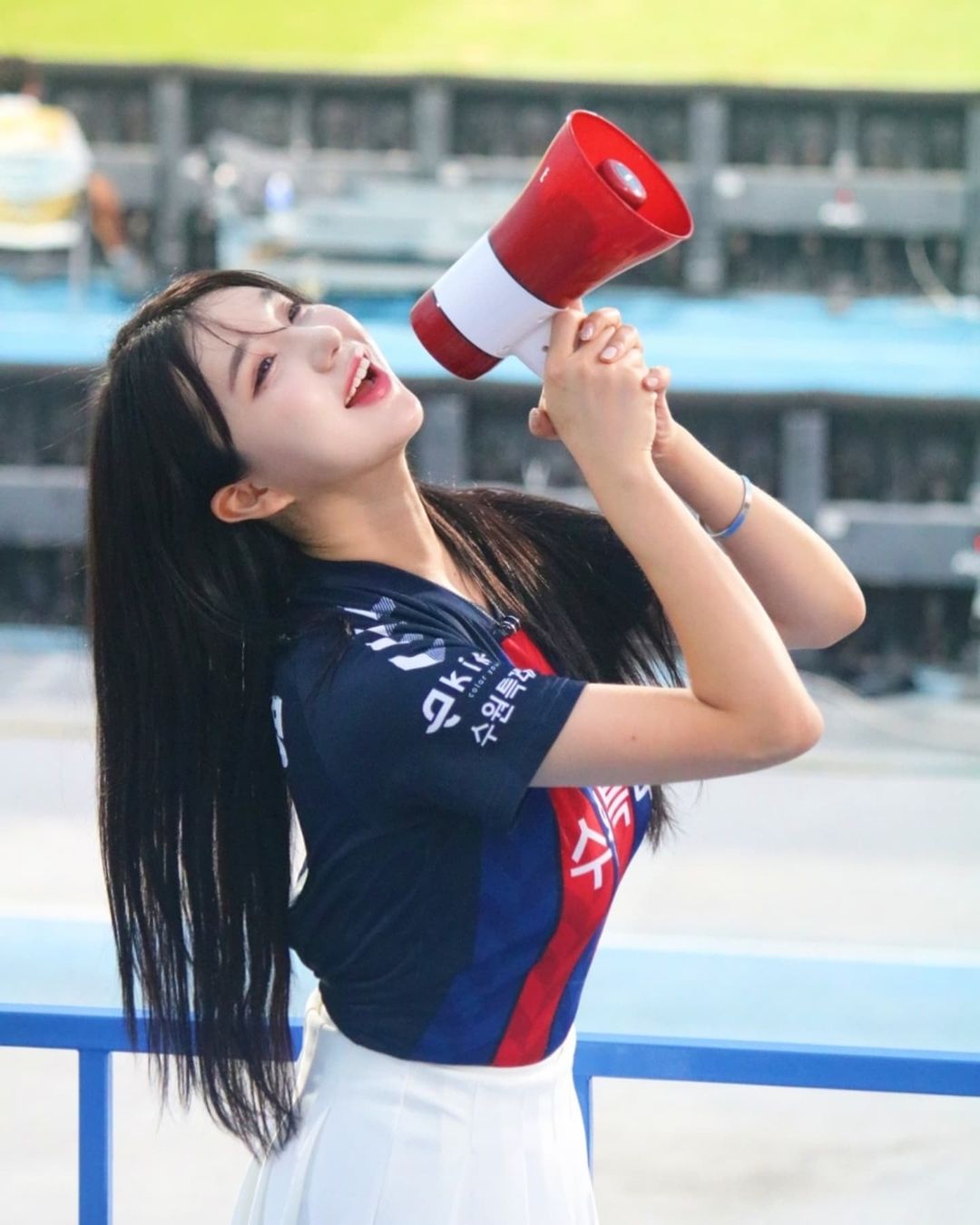 d9c2f2207f5659a3cf7b.jpg