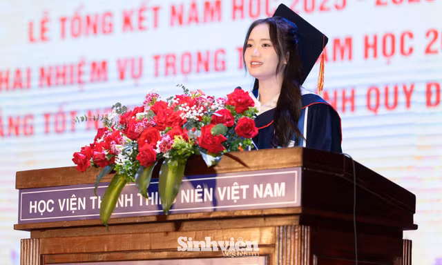 d9d09ac512abdd594c11.jpg