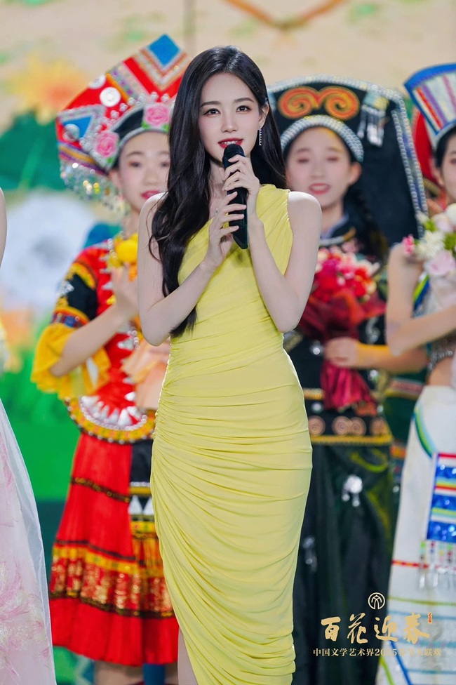d9e22da85331a82fd459.jpg