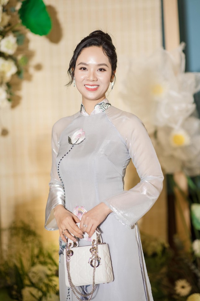 da854d3199d90eee895d.jpg