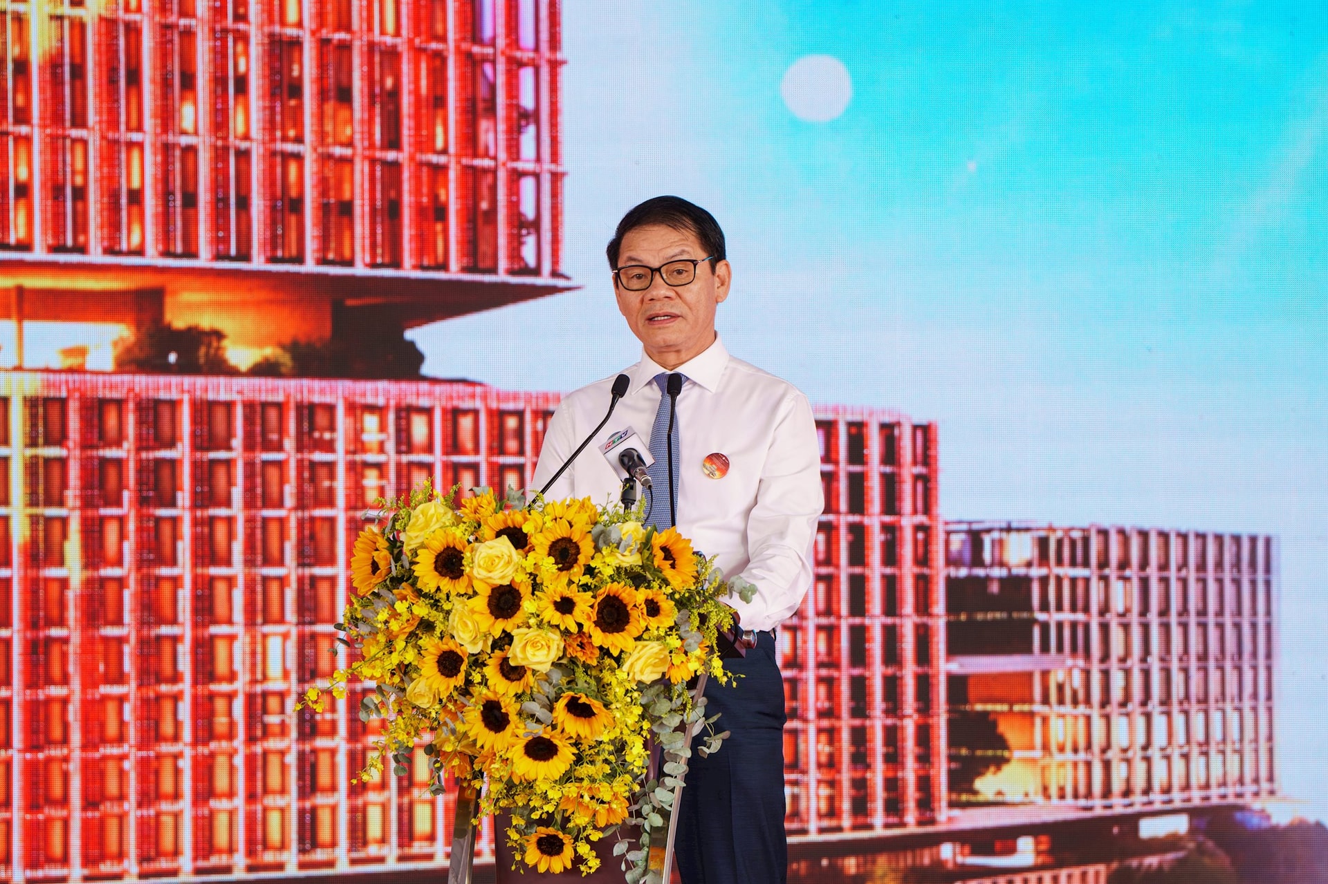 daeb9d4ae79315ab3226.jpg