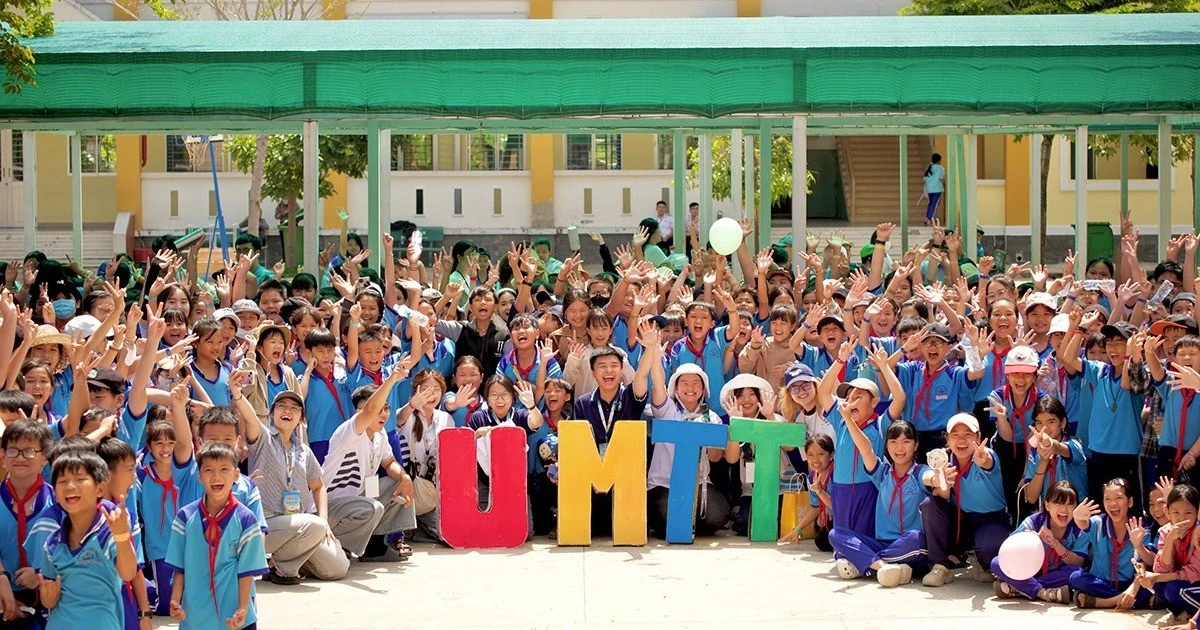 Gen Z làm từ thiện: Khi sân chơi STEM vùng xa được "thiết kế" bằng tâm huyết của sinh viên Bách khoa ✨