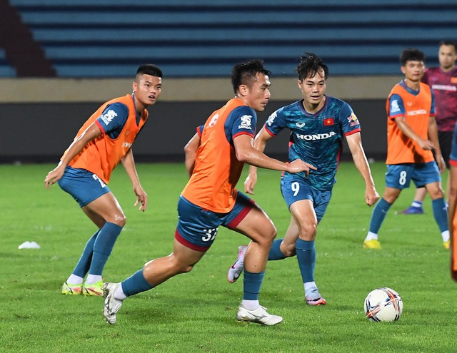 dce9ab67d97720c7c8f6.jpg