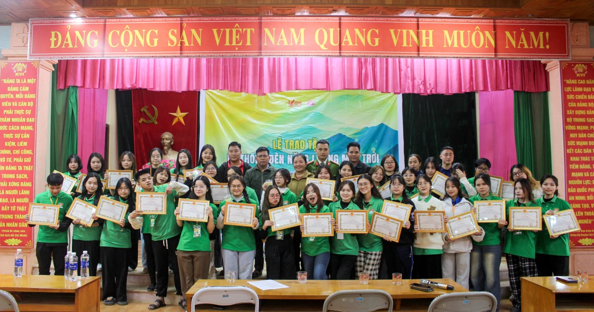 Chiến dịch Đông Ấm 2024 'Ánh dương miền sơn cước': Gửi yêu thương đến vùng cao