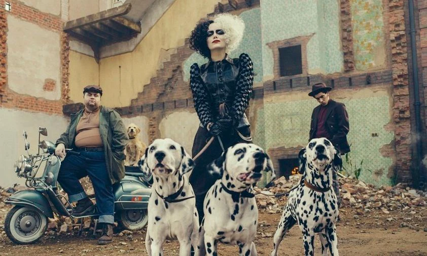 Cruella - Bóc phốt nguồn gốc "dark" của bà trùm săn lùng 101 chú chó đốm