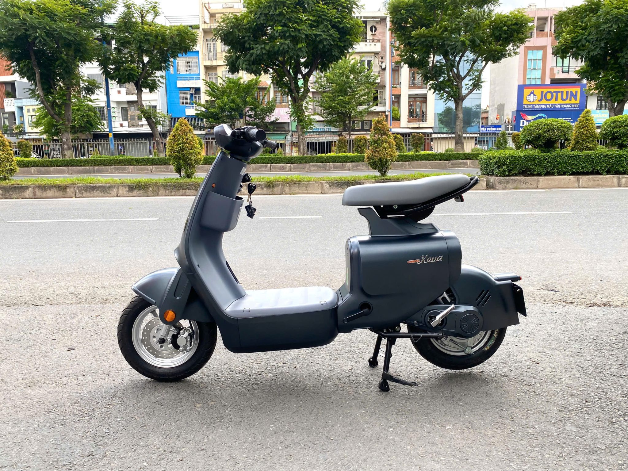 Ắc quy xe điện có an toàn không? Sự thật đằng sau những lời đồn và cách dùng đúng chuẩn