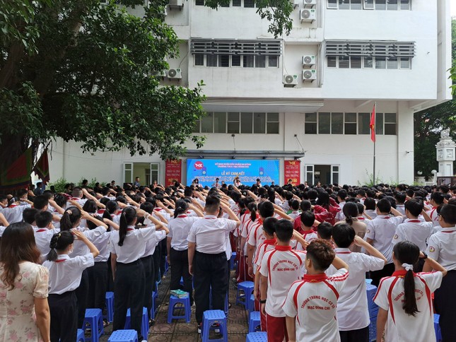 ddf75f1ab3e8df72bf64.jpg