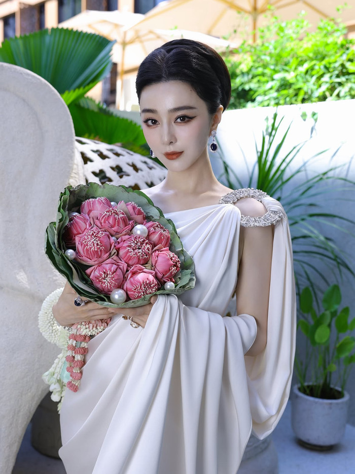 deb06d723371a2f6b876.jpg