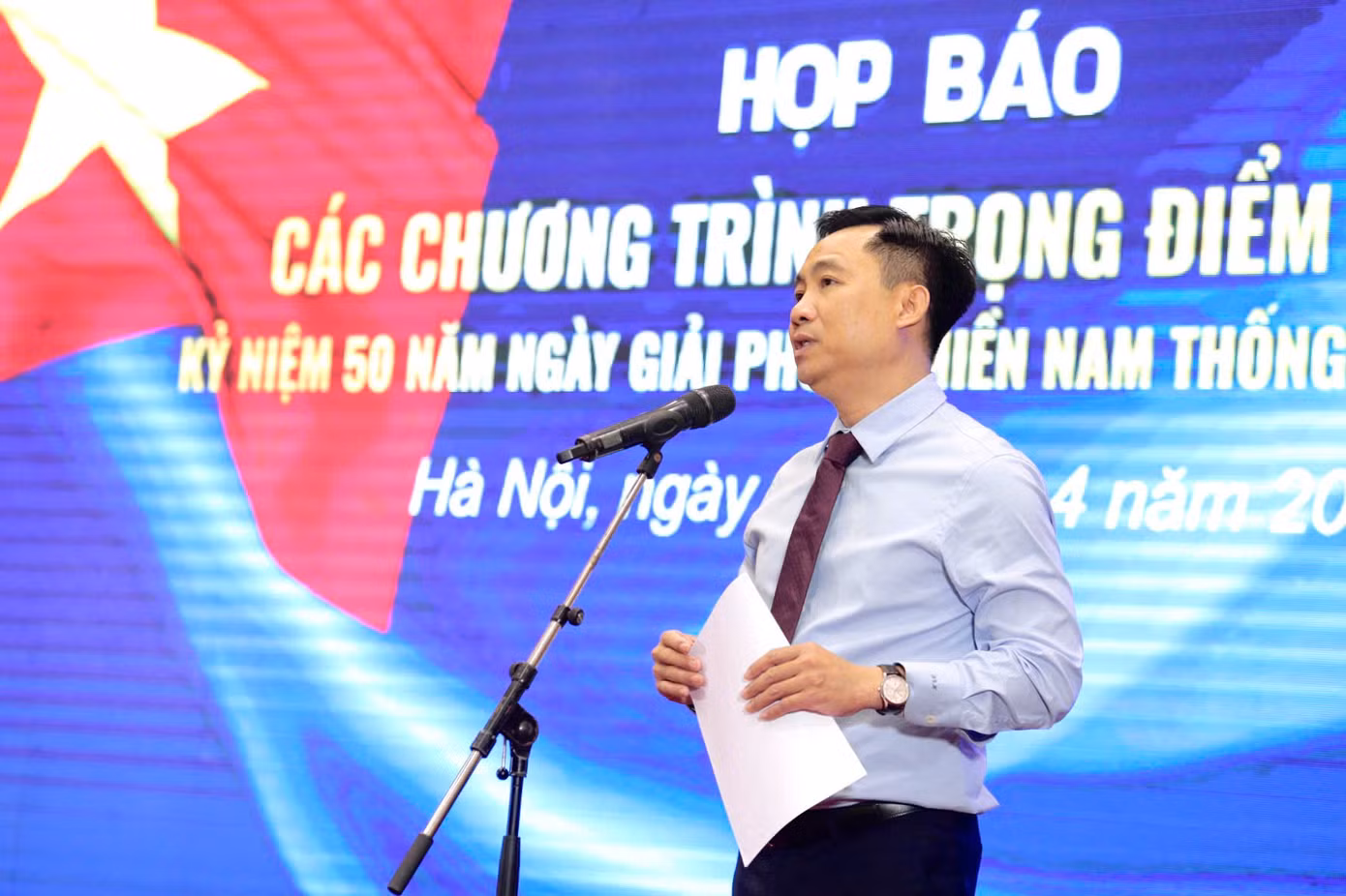 df92ce86ac776616f810.jpg