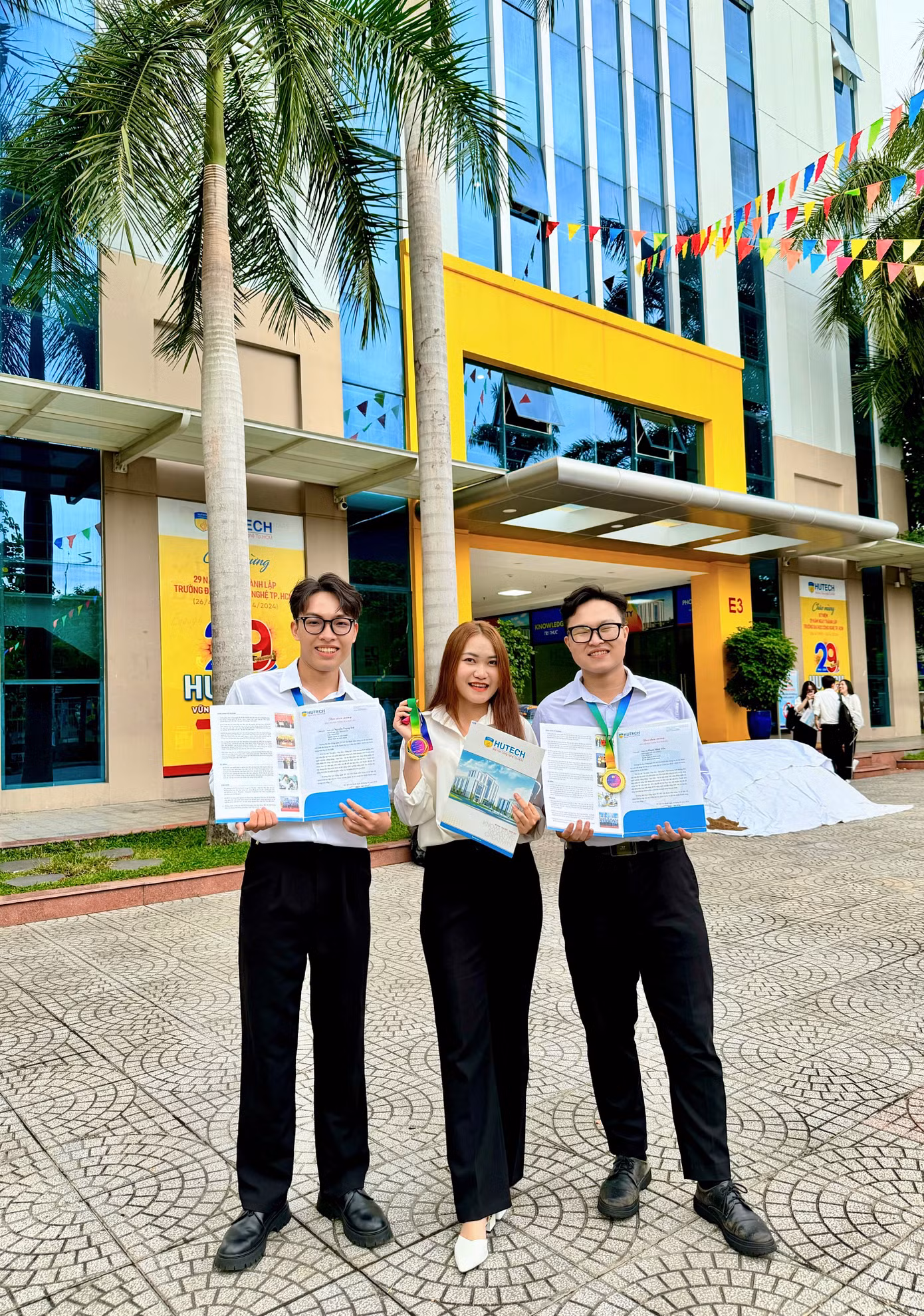 dfa415ec31c534740a20.jpg