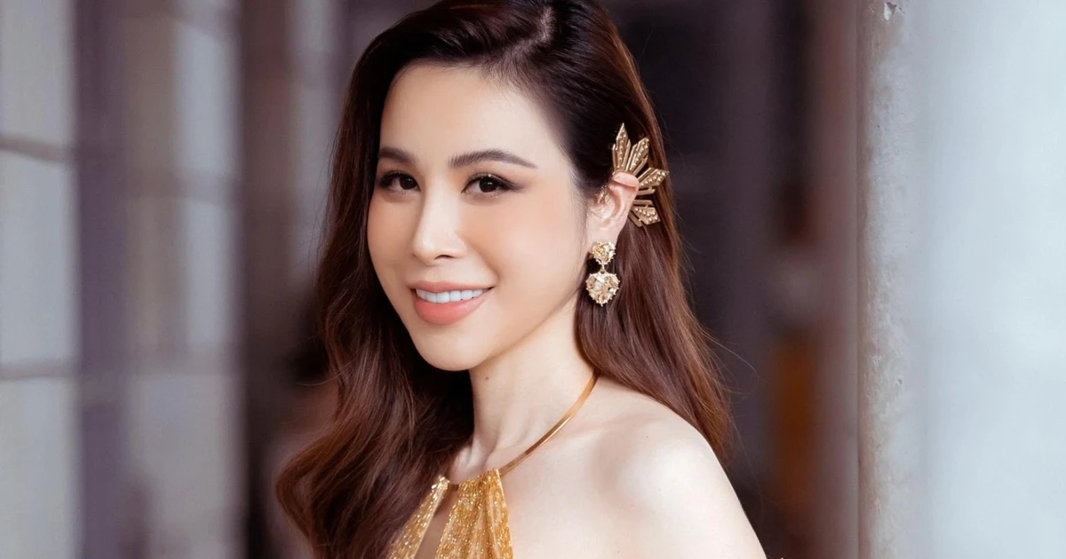 Bí mật gì khiến Hoa hậu áo dài Hoàng Dung cứ đi show thời trang lớn là được làm vedette?