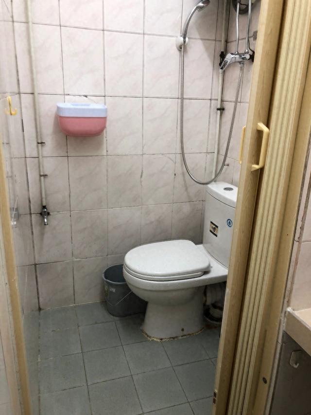 e0f3e55a5db74fb32377.jpg