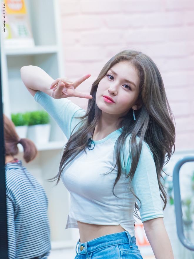 e0f43183d3b853fe8169.jpg