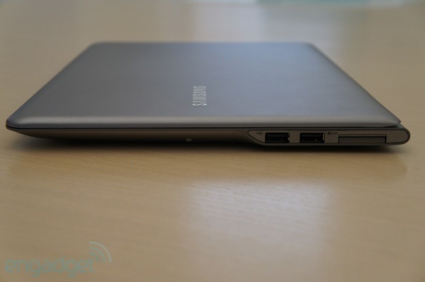 e17eef802ab12012c830.jpg