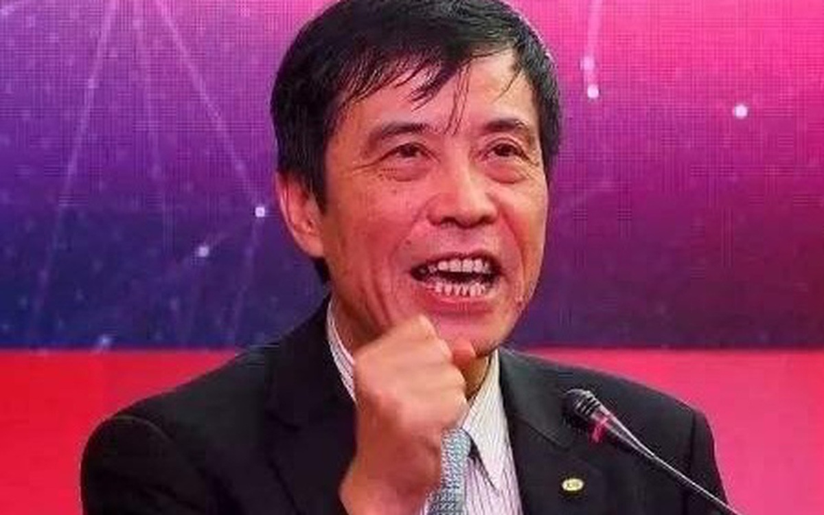 Chủ tịch LĐBĐ Trung Quốc lại ôm hận vì lặp lại hành động "dính vận đen" từng làm ở Việt Nam