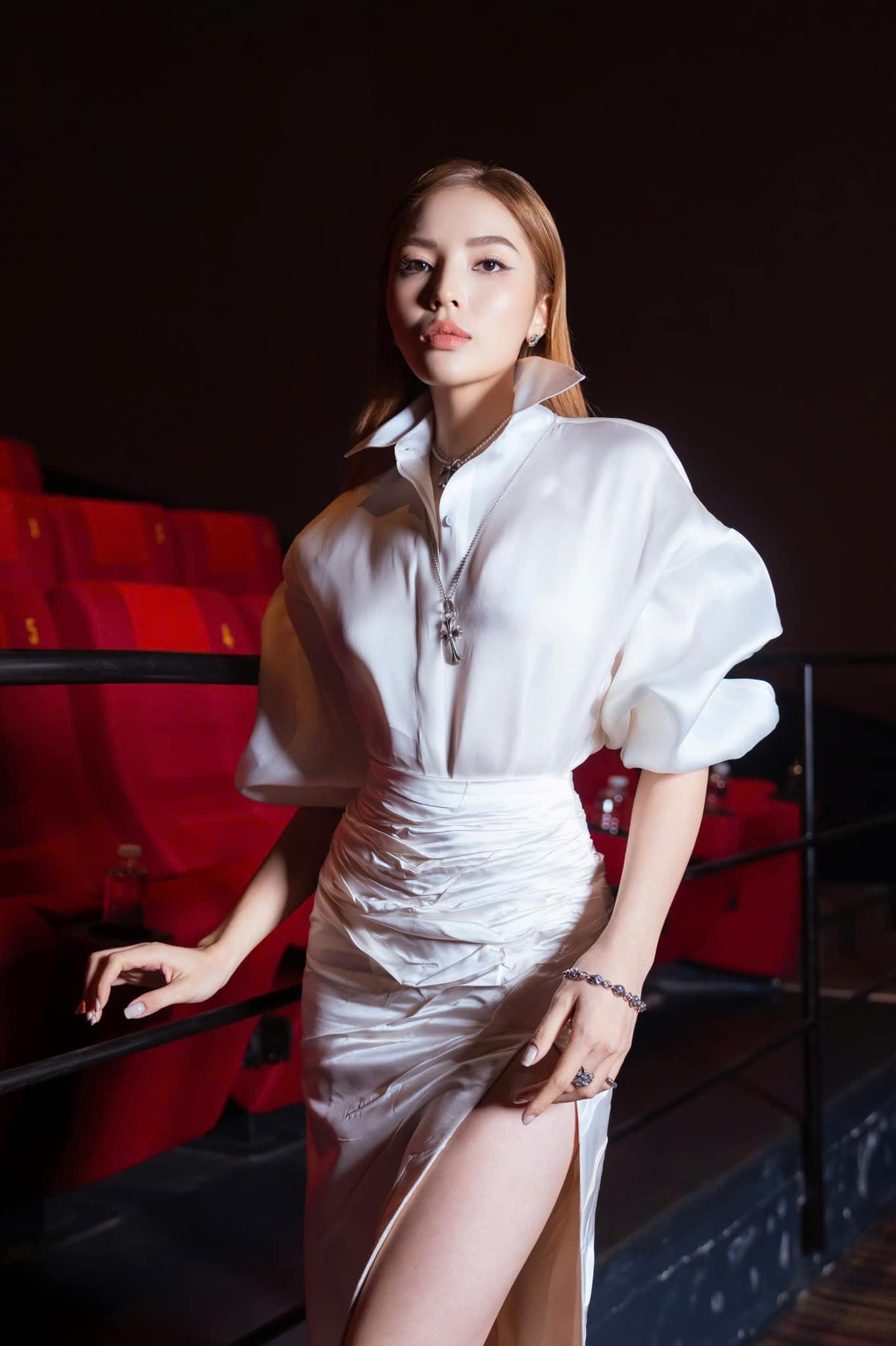 e20402348cb146aa0db6.jpg