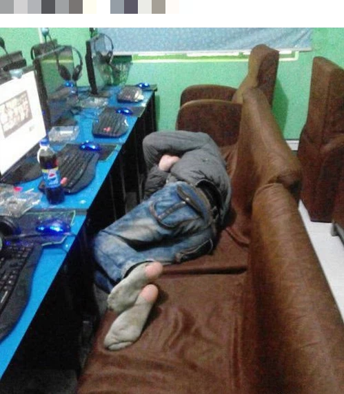 e2de489b7fc10d99dee0.png