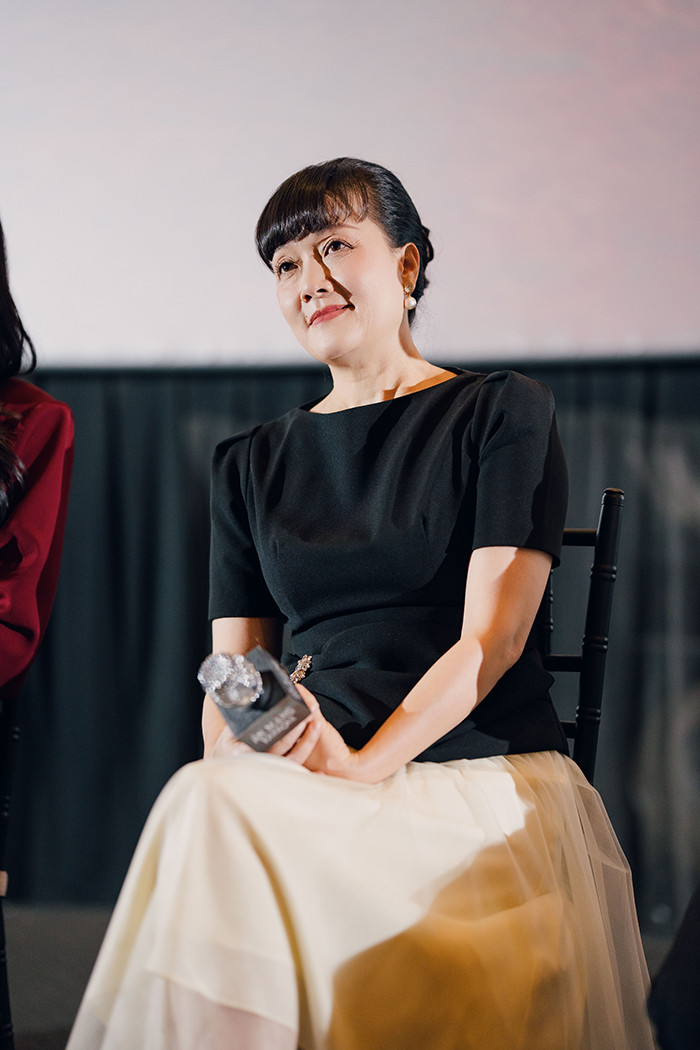 e35831c6954f9f06bebc.jpg