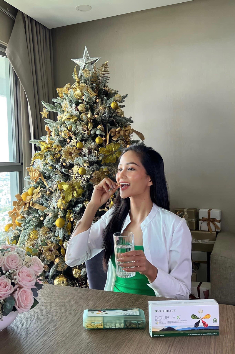 H'Hen Niê cũng dùng giống mình nè! Chắc chắn các bạn quan tâm về bổ sung dinh dưỡng sẽ thích lắm đó ✨