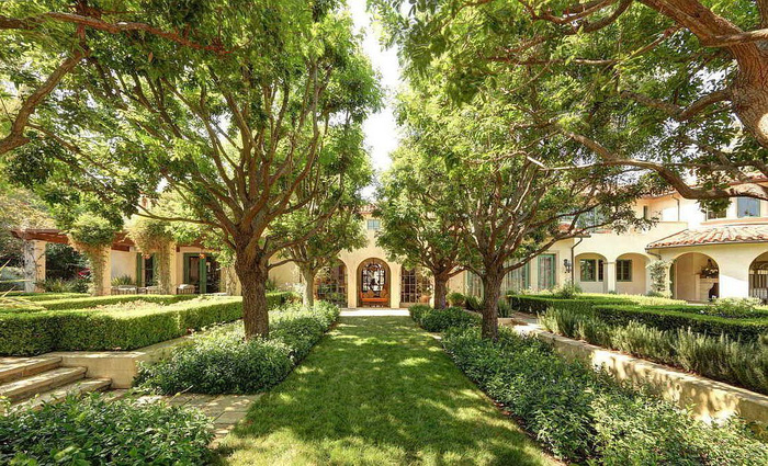e479e0f53692cd243dab.jpg