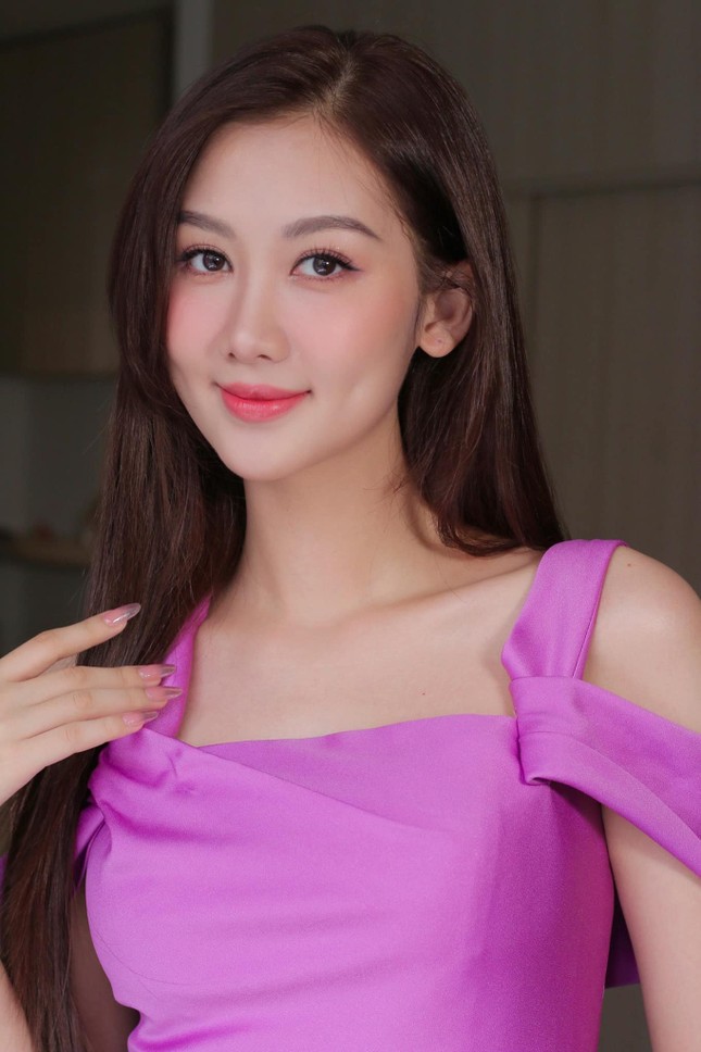e5681ab5f14592d1dbe1.jpg