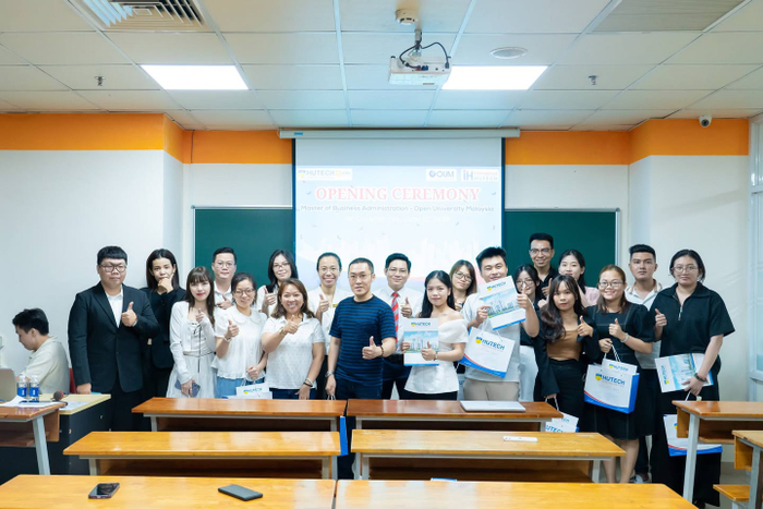 e59a81acb4afd3d5e215.jpg