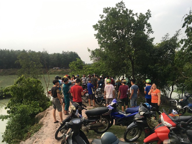 e5b75830cc592bb32bcf.jpg