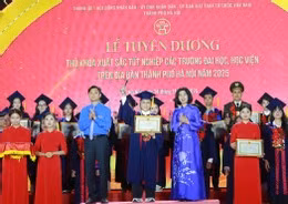 e61358d55427d520fab3.jpg