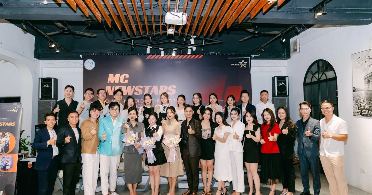 Cuộc thi MC 'Night of Stars - Cuội Hằng đạp gió rẽ mây 2024' chính thức mở cổng đăng ký, Gen Z ơi đã sẵn sàng tỏa sáng chưa?