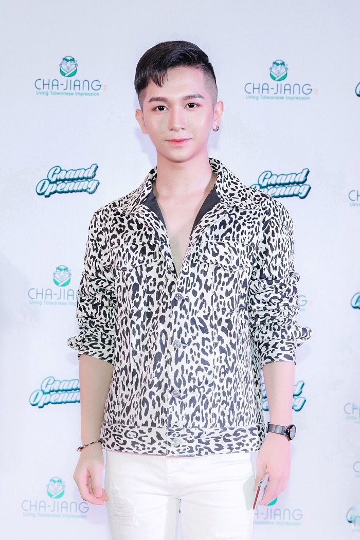e9aac5d0d681692fcae3.jpg