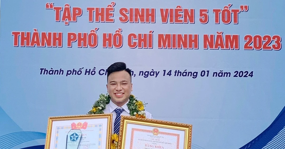 Câu chuyện về chàng trai "Cho đi là còn mãi" từ ĐH Văn Hiến đạt danh hiệu Sinh viên 5 tốt cấp Trung ương
