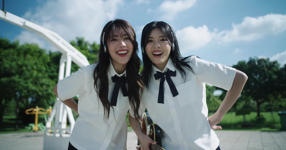 Hai giọng ca gen Z trong hình ảnh thanh xuân cực đáng yêu, cover 'hit' đình đám 8 năm tuổi của đàn chị Miu Lê