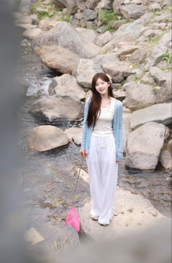 ead1a43a879a7ed872f3.jpg