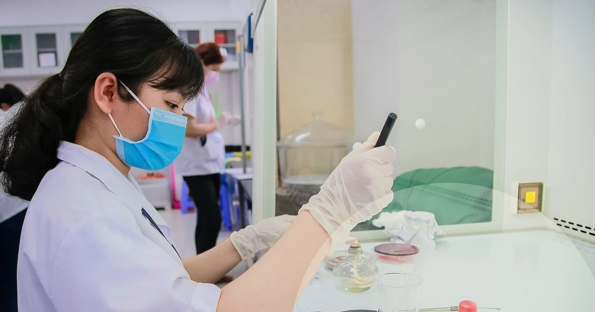 HUFI cho sinh viên trở lại thực hành cuối tháng 10, chuẩn bị khóa luận tốt nghiệp nàoooo