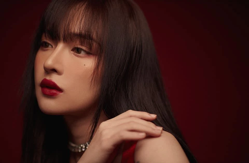 Nữ sinh 10X visual đỉnh chóc, "cân đẹp" mọi concept từ ngọt ngào đến cá tính