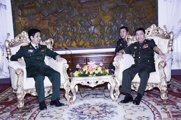 ebdd461a53dc7b2f7d23.jpg