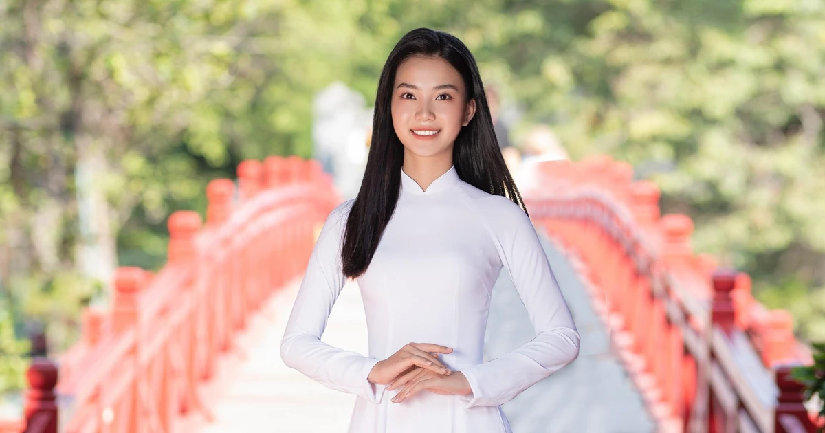 Á khôi Ngoại thương Hoàng Hương Giang: "Mình đã thay đổi bản thân cực đỉnh tại Hoa hậu Việt Nam 2022"