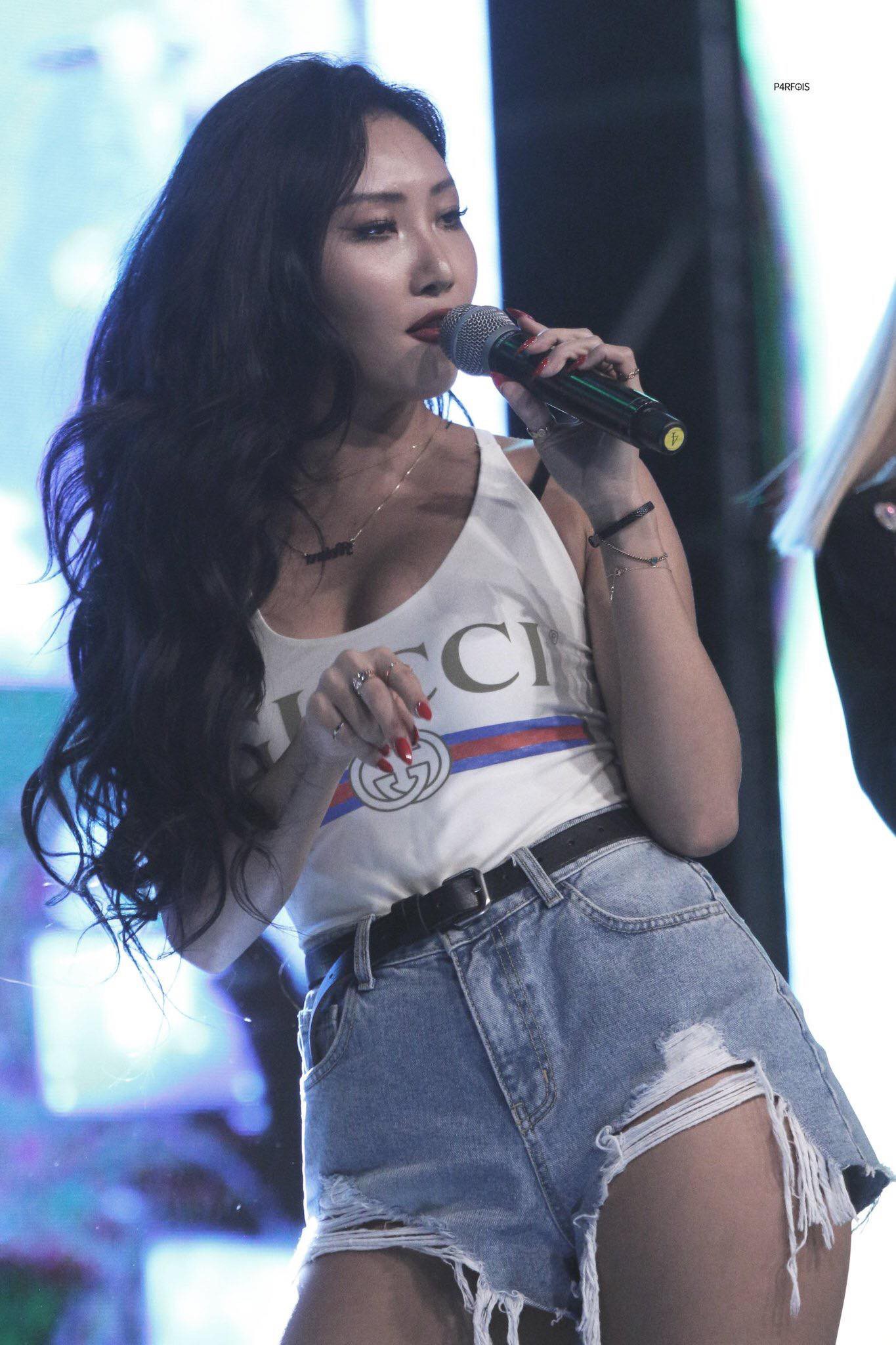 ede732ba7c6f8fb635a5.jpg