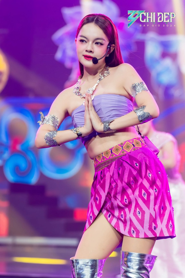 ee2797cff3a5d1aaa59b.jpg