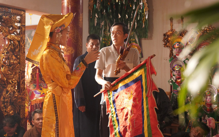 ef6deebdb029d7c158b8.jpg